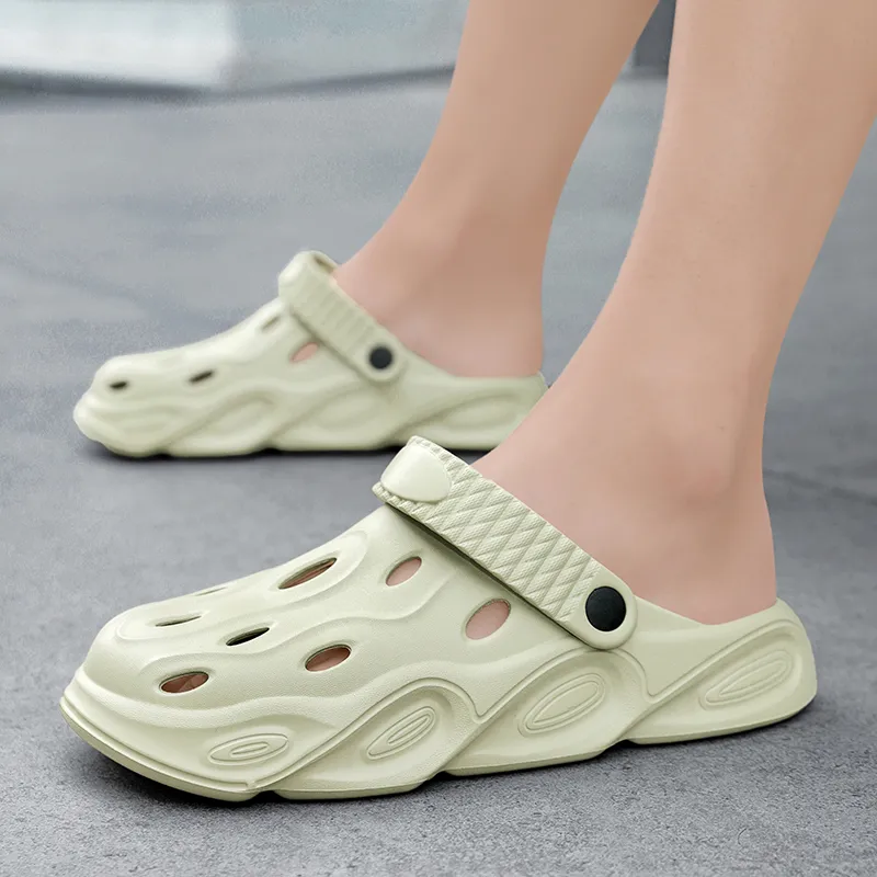 JANE HARLOW Clogs Men-2