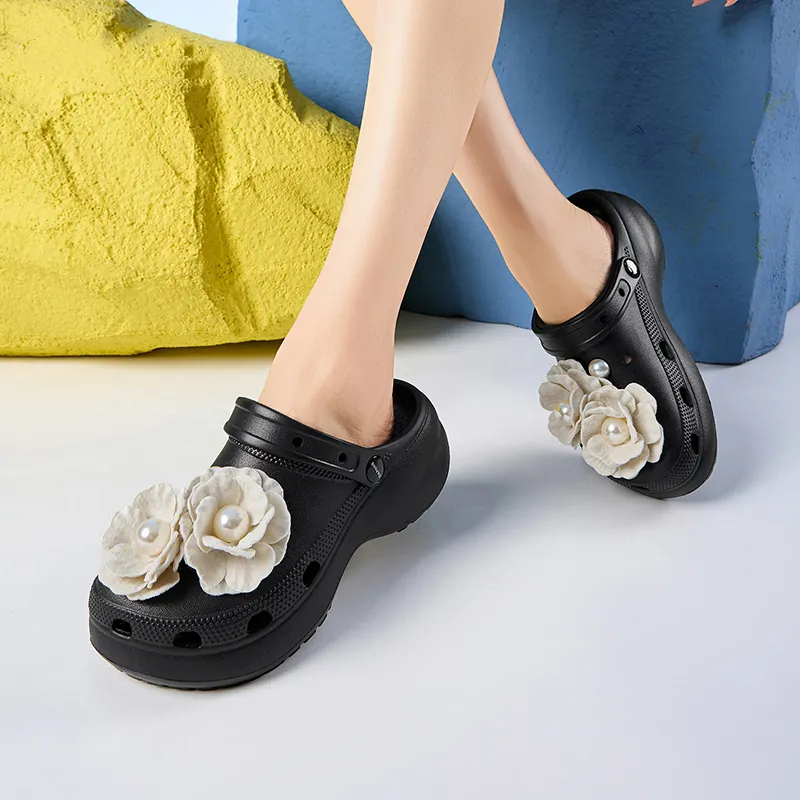 DAPHNE Clogs Women's-5