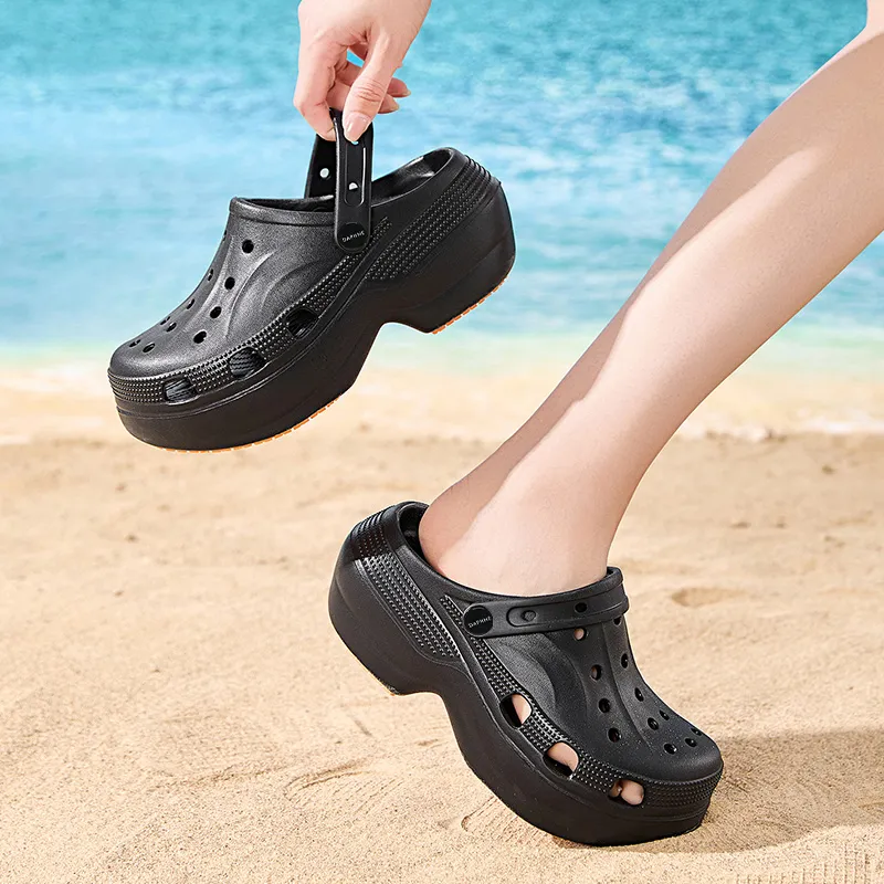 DAPHNE Clogs Women's-4