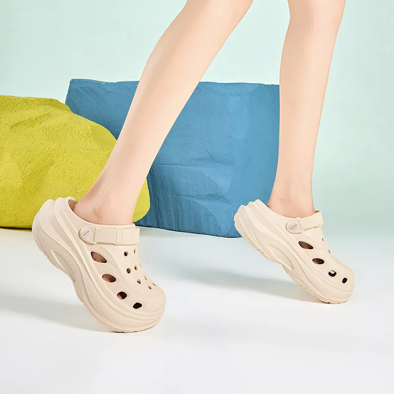 DAPHNE Clogs Women's Beige Yellow-4