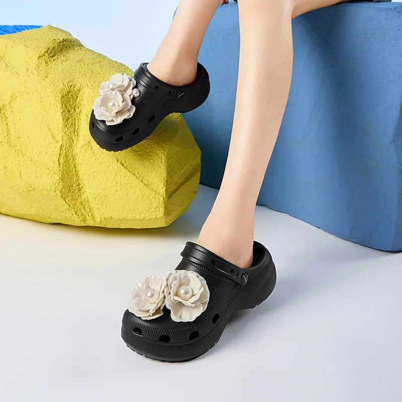 DAPHNE Clogs Women's-4