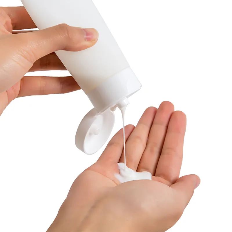 JIAOXUEFEI Portable Dosing Bottle Travel Soft Press Facial Cleanser Shower Gel Shampoo Bottle Set With Empty Bottles-3