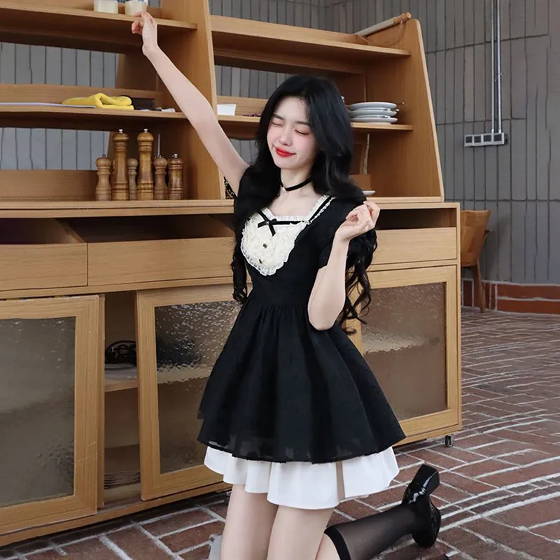 SYEEE WITH U Short Sleeved Dress Women's Black-2