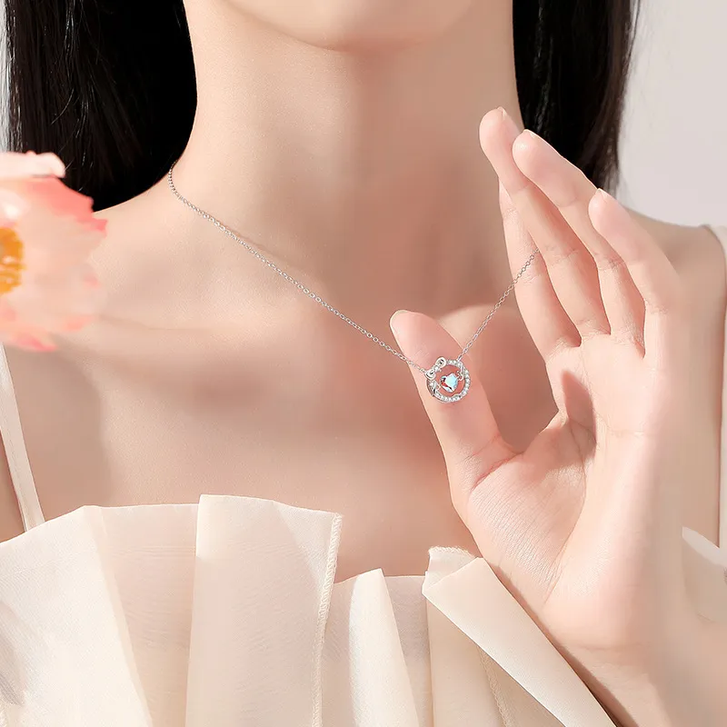 IWE Necklaces Women's-3