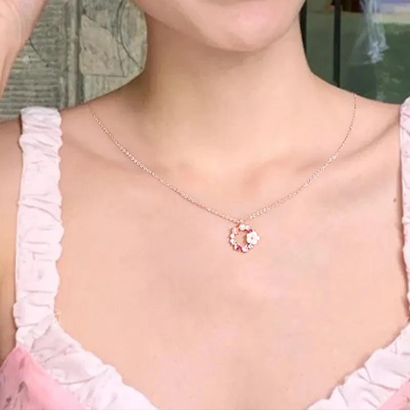 IWE Necklaces Women's-3