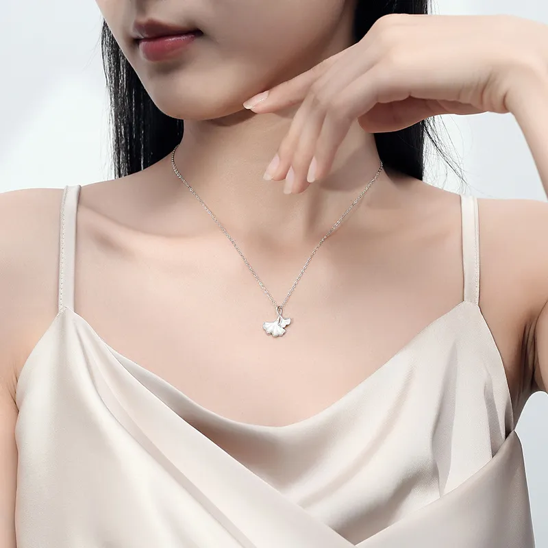 IWE 999 Fine Silver Necklaces Women's-3
