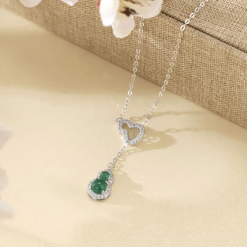 IWE Chalcedony Jade Necklaces Women's-4