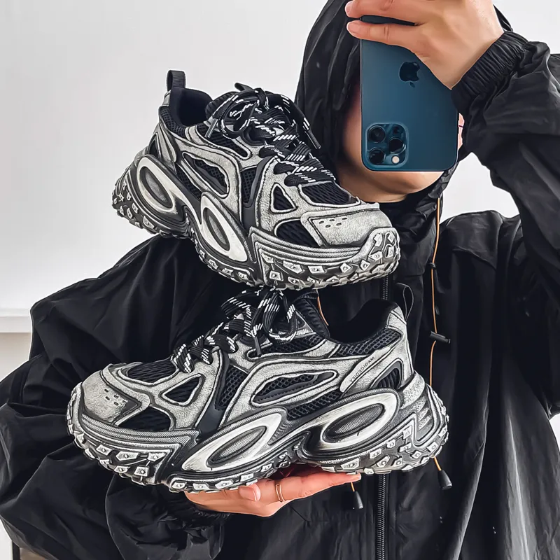FCMM Low Top Chunky Sneakers Men's Box Included-14