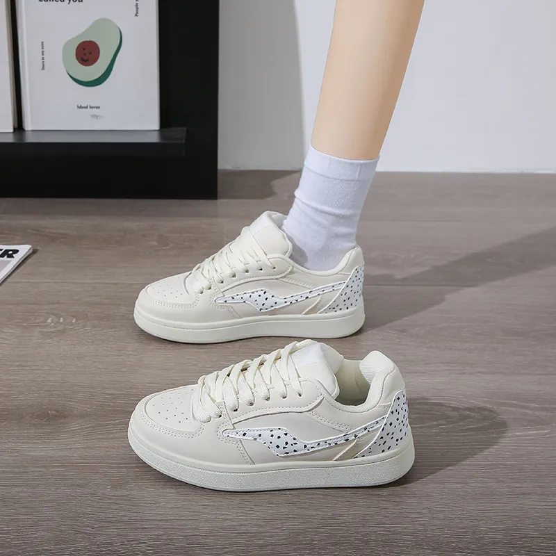 FCMM Low Top Skateboard Shoes Women's Box Included-27