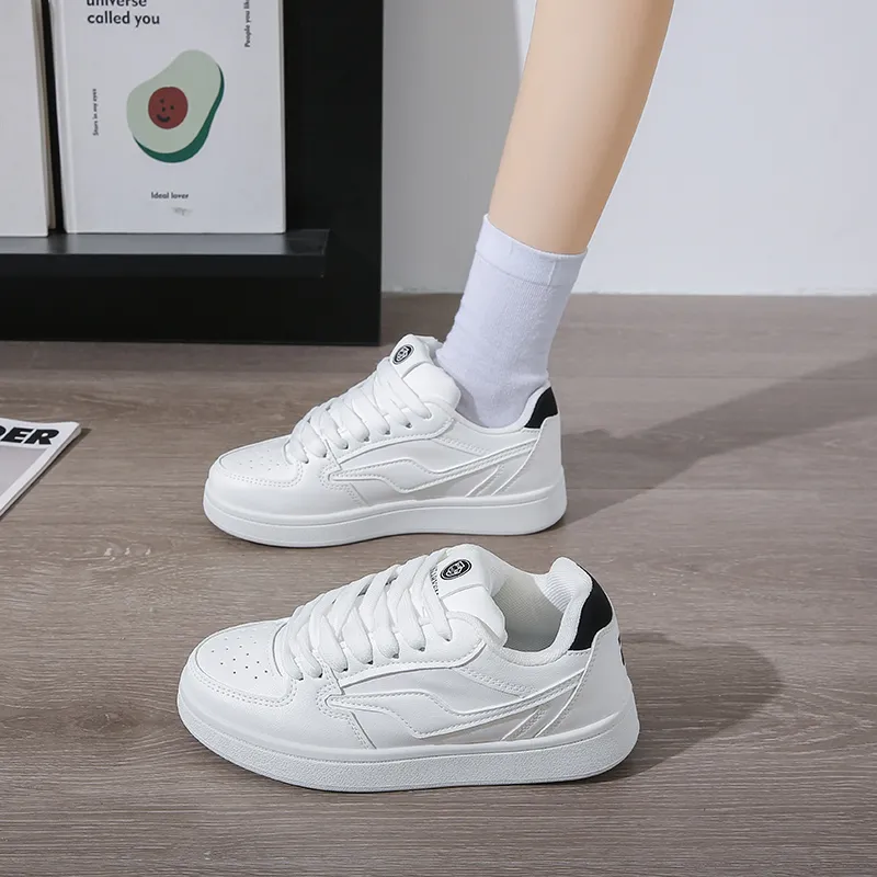 FCMM Low Top Skateboard Shoes Women's Box Included-12