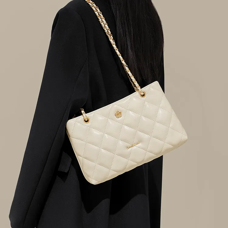 CinvaiKrose Synthetic Leather Shoulder Bag Tote Shoulder Bag Small Size Women's Ecru/Black-2