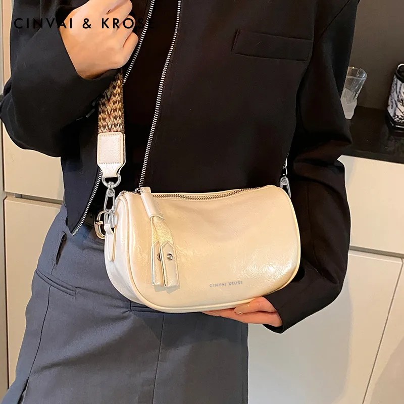 CinvaiKrose Synthetic Leather Shoulder Bag, Crossbody Bag New Moon Dumpling Bag Trumpets Women's Ecru/Black-3