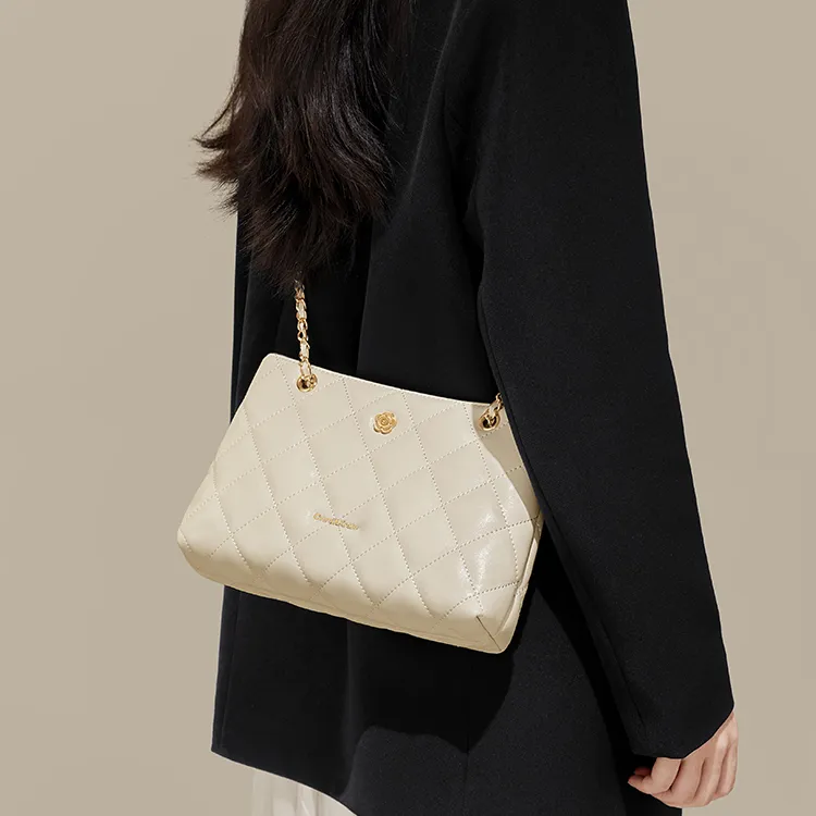 CinvaiKrose Synthetic Leather Shoulder Bag Tote Shoulder Bag Small Size Women's Ecru/Black-3