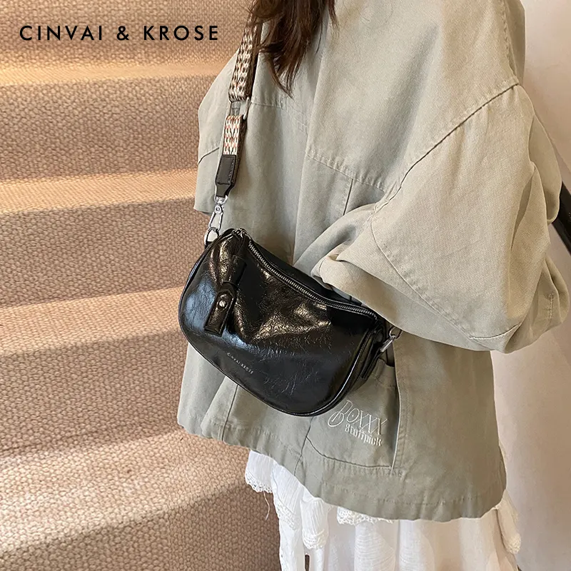 CinvaiKrose Synthetic Leather Shoulder Bag, Crossbody Bag New Moon Dumpling Bag Trumpets Women's Ecru/Black-8