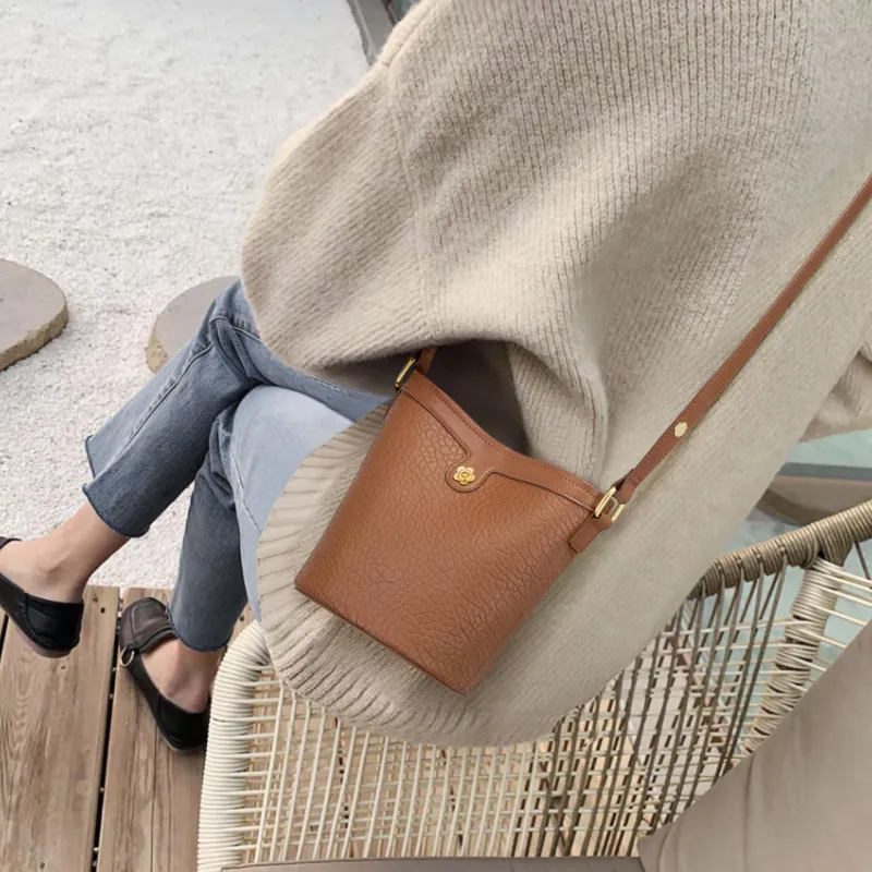 CinvaiKrose Cow Leather Shoulder Bag, Crossbody Bag, Bucket Bag, Cylinder Bag Small Size Women's Brown/Apricot/Black-1