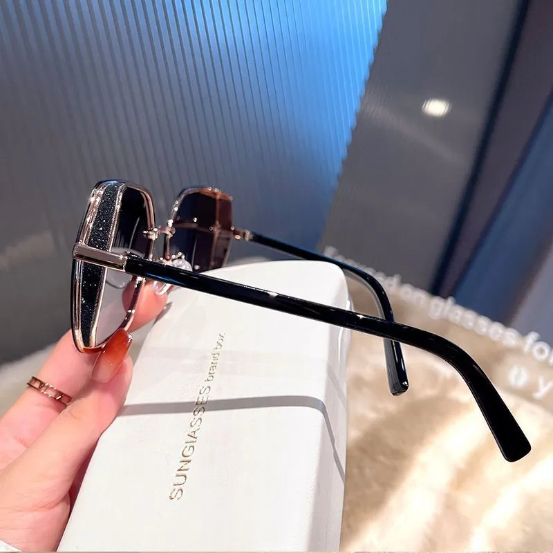CinvaiKrose PC Metal Square Large Frame Sunglasses Women's-3