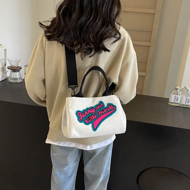 Travel Handbags-10
