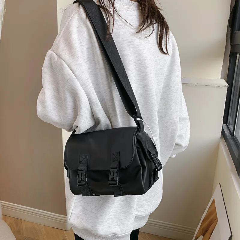 Travel Oxford Crossbody Bag Regular Unisex Black-7