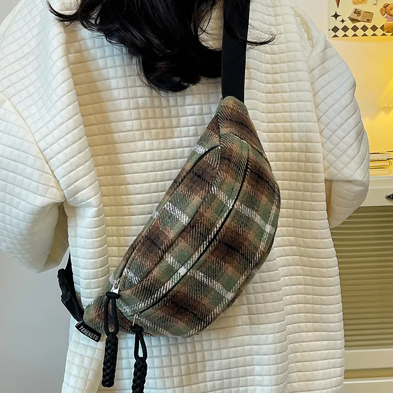 Travel Woolen Sling Bag Fanny Pack Regular Unisex Multicolor-11