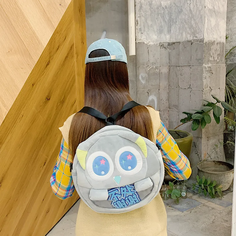 Travel Plush Backpack On The Shoulder Regular Unisex Gray/Black-2