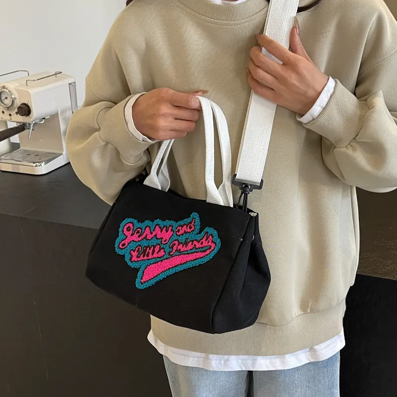 Travel Handbags-1