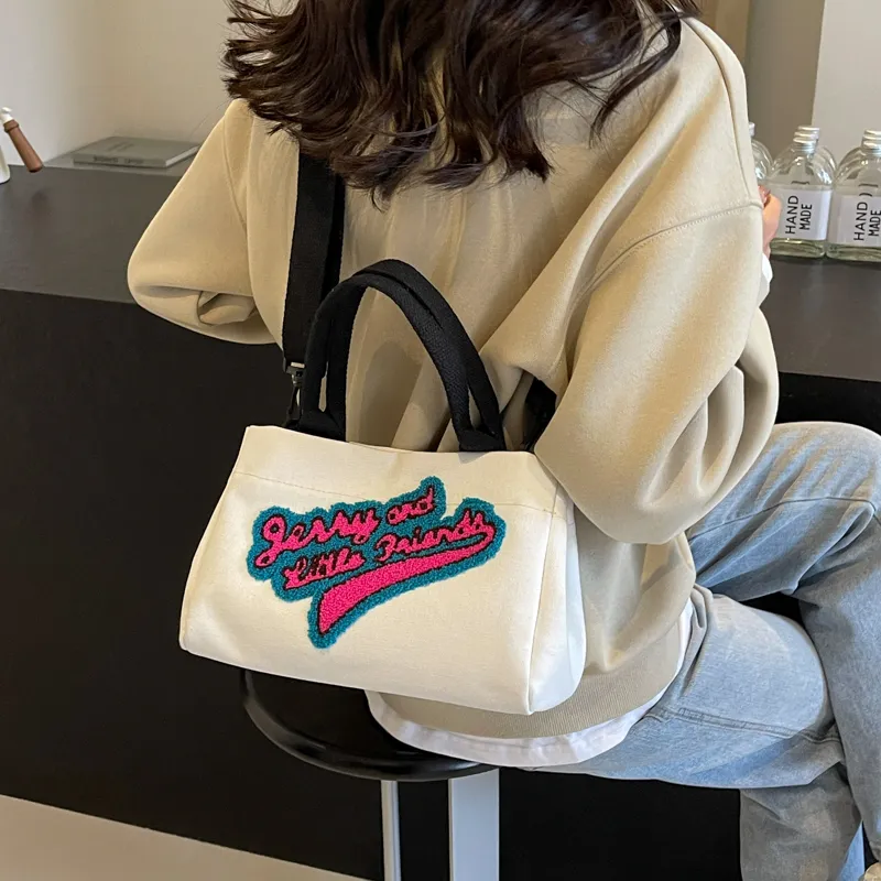 Travel Handbags-9
