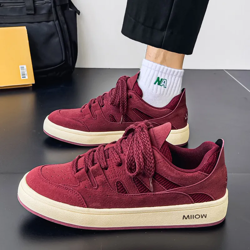 MIIOW Low Top Skateboard Shoes Men's-2
