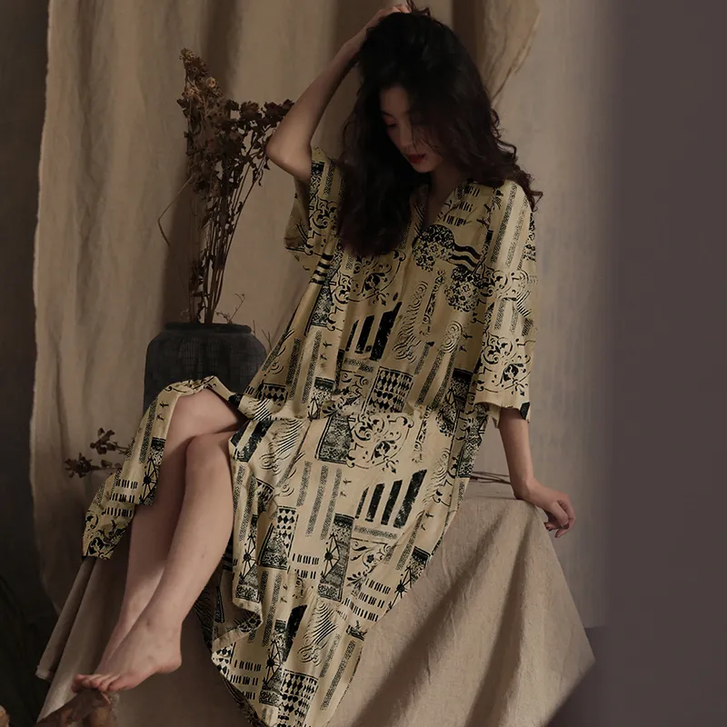 Lan Miao Nightgown Women's Black Pattern-3
