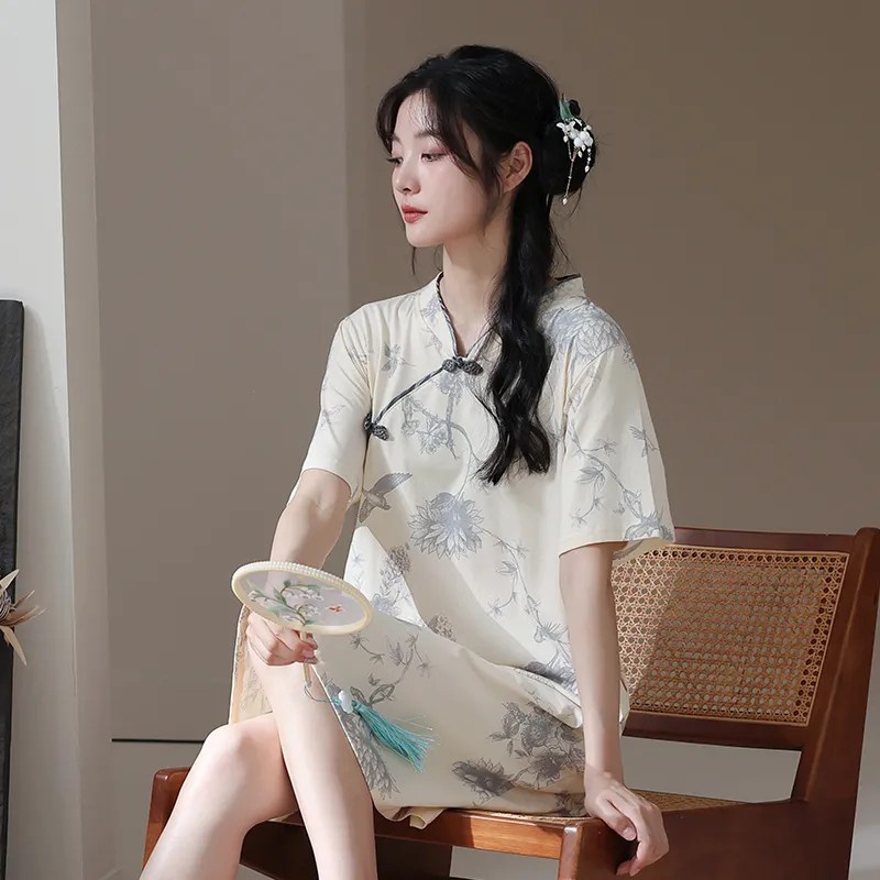 Lan Miao Cheongsam Women's Light Gray With Accent-5