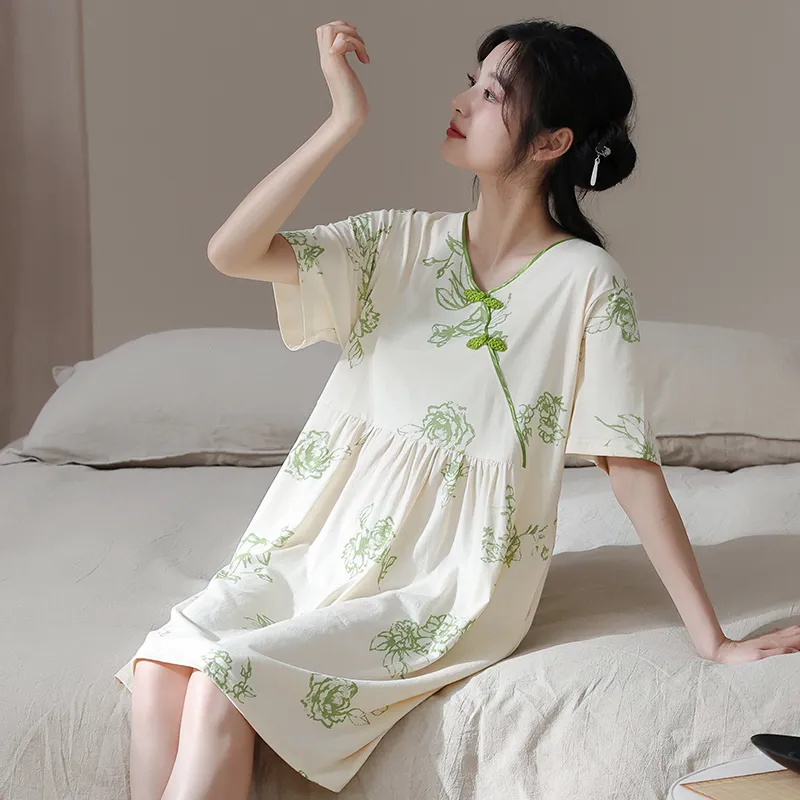 Lan Miao Cheongsam Women's Grass Green-7