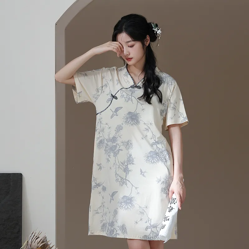 Lan Miao Cheongsam Women's Light Gray With Accent-2
