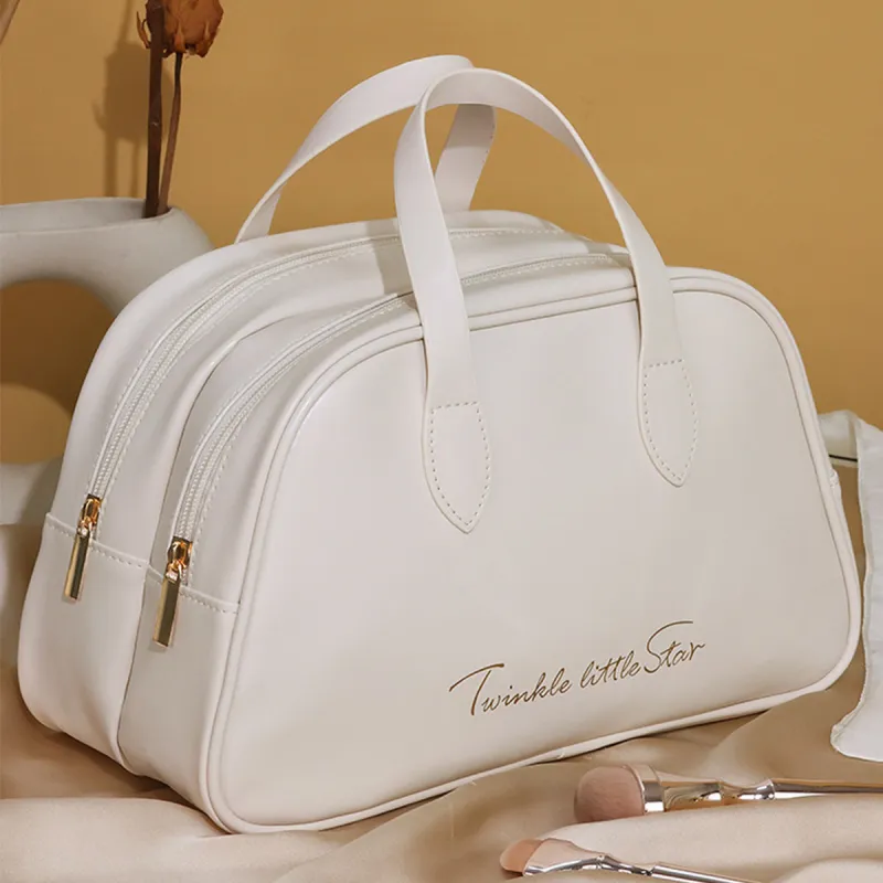 Gentle Welcome Travel Toiletry And Skincare Storage Bag-1