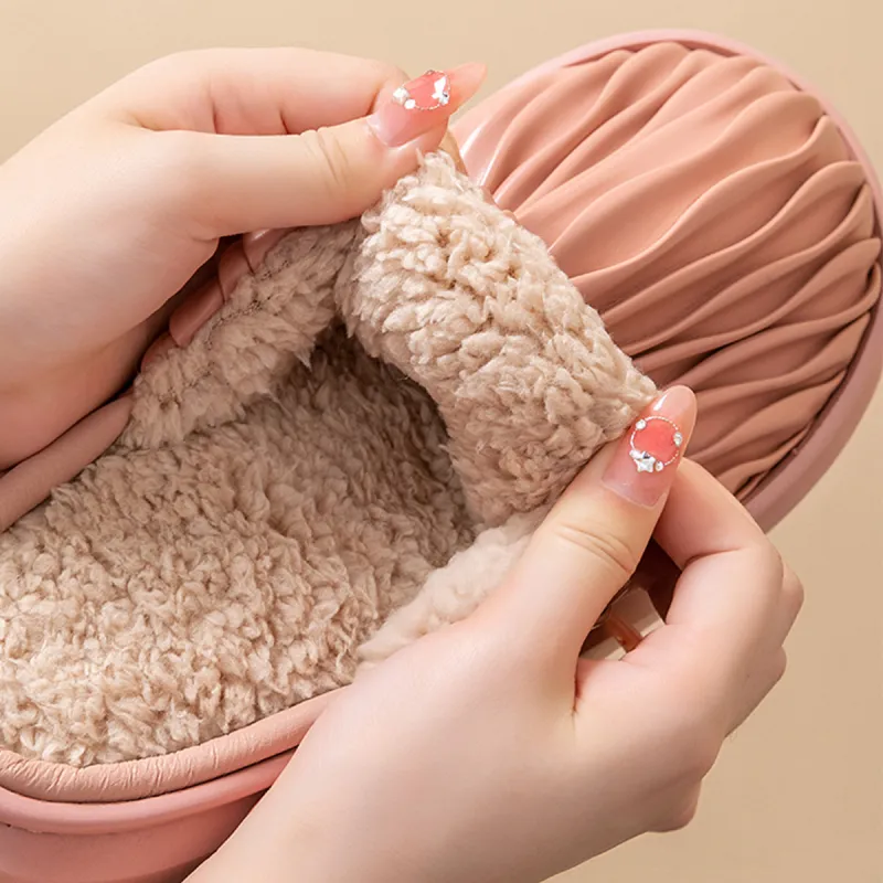 Gentle Welcome Slippers & Home Slippers-20