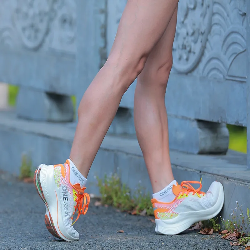 ONEMIX Chasing Light Running Shoes Unisex Chiri Orange-5