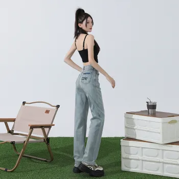 The New Age Family Jeans Women's Light Blue