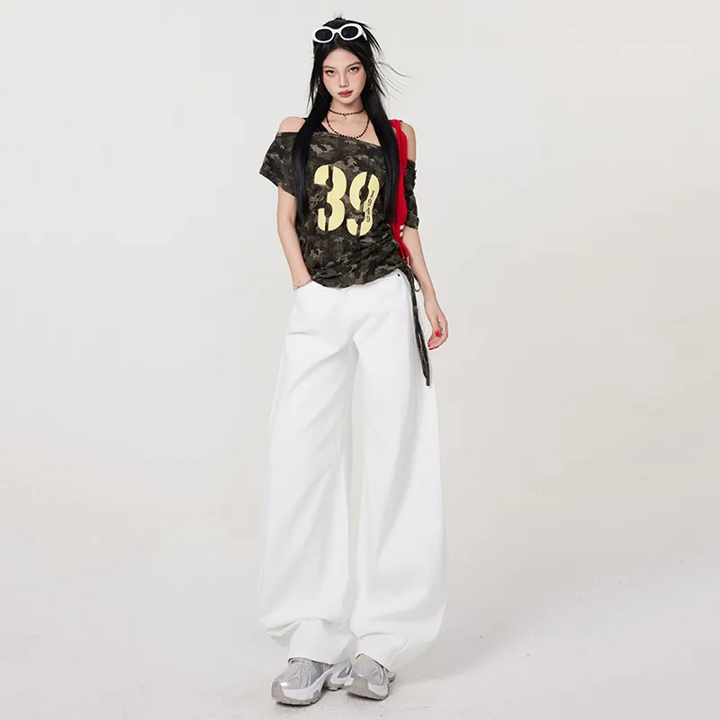 The New Age Family Jeans Women's-2