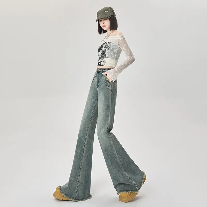 The New Age Family Jeans Women's-6