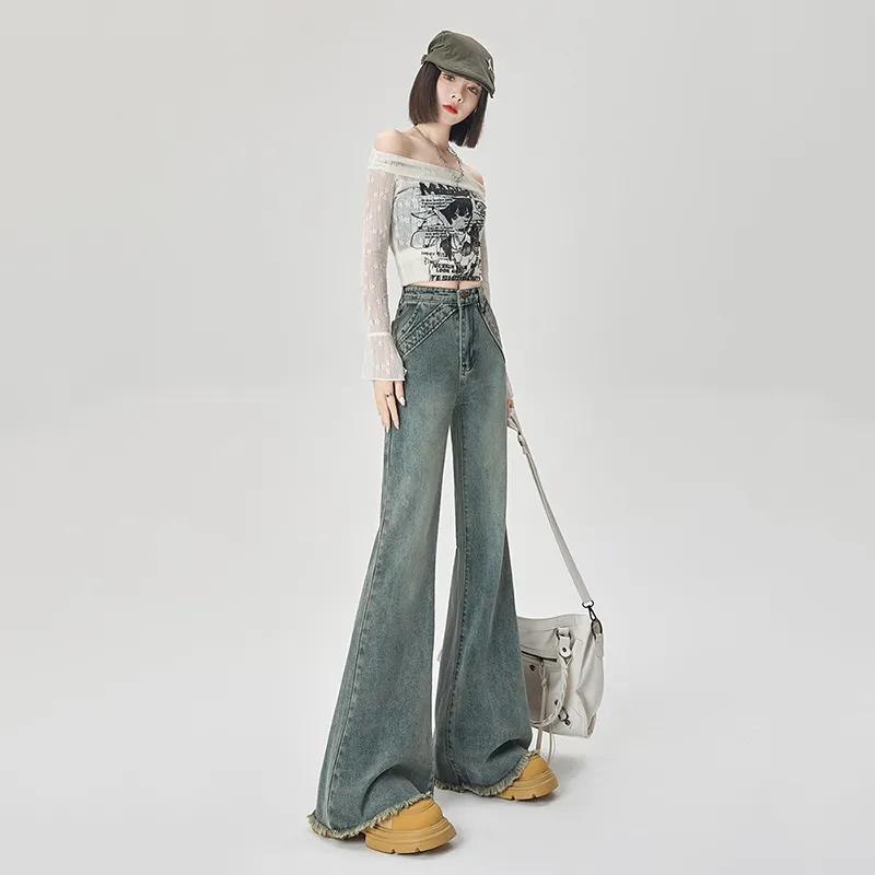 The New Age Family Jeans Women's-4