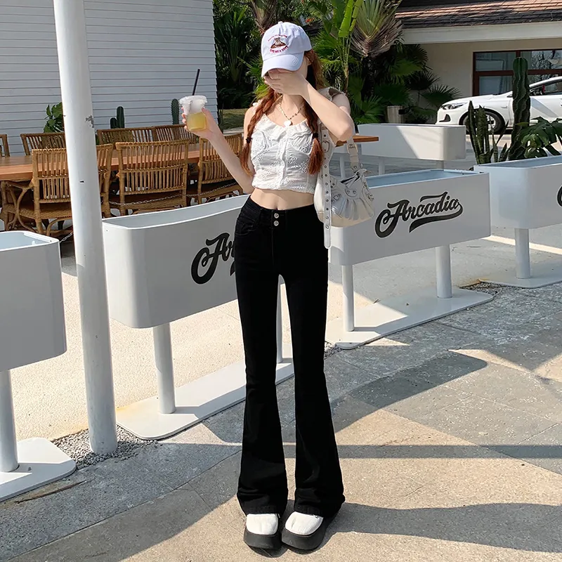 The New Age Family Jeans Women's-8