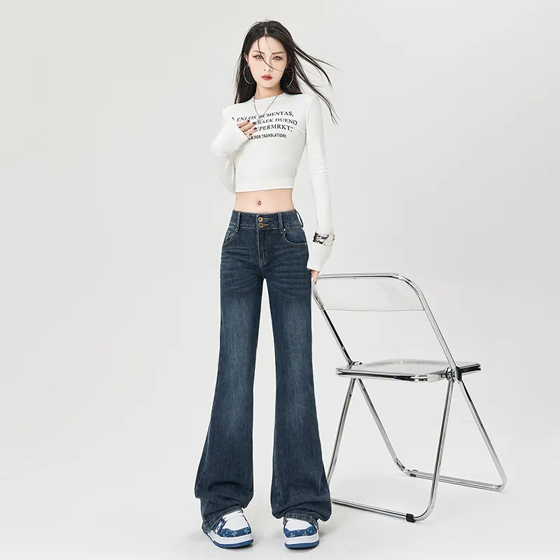 The New Age Family Jeans Women's-8