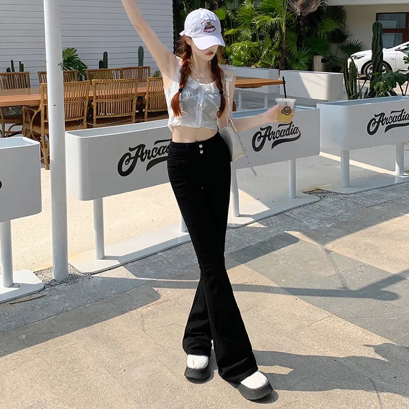 The New Age Family Jeans Women's-13