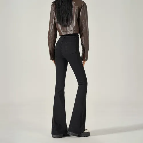 The New Age Family Jeans Women's