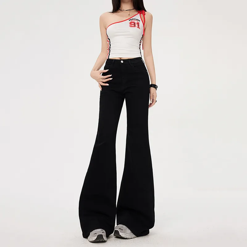 The New Age Family Jeans Women's-12