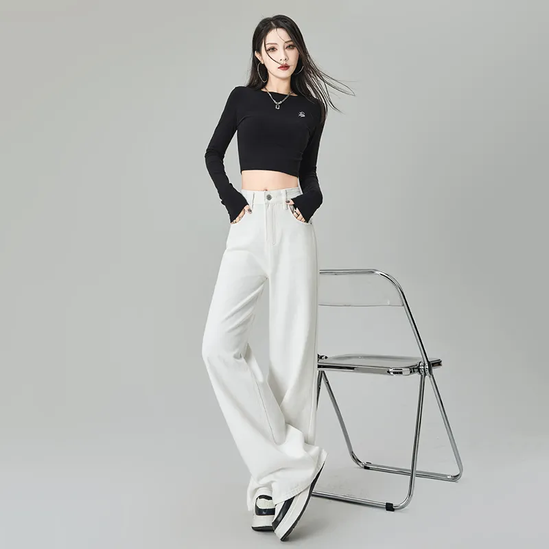 The New Age Family Jeans Women's-9