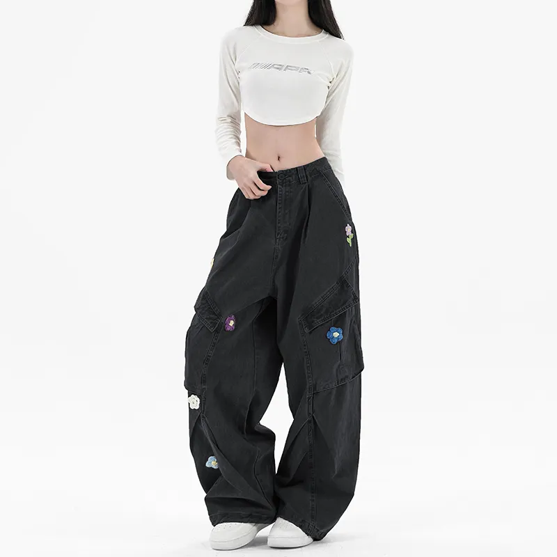 The New Age Family Cargo Pants Women's-17