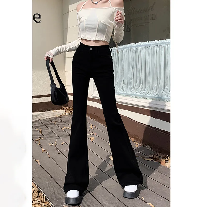 The New Age Family Jeans Women's-15