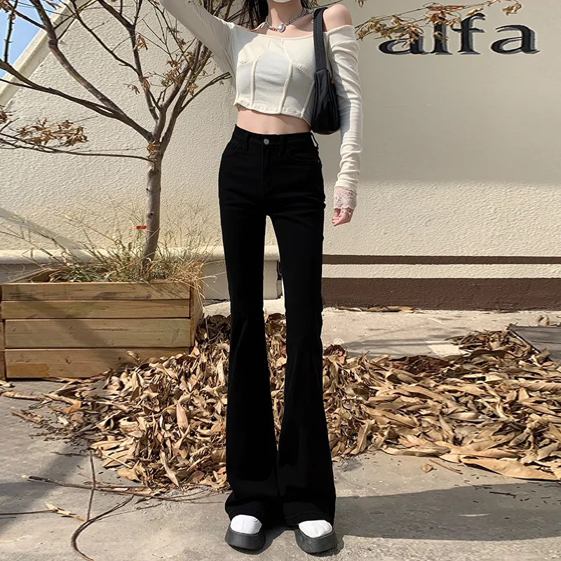 The New Age Family Jeans Women's-1