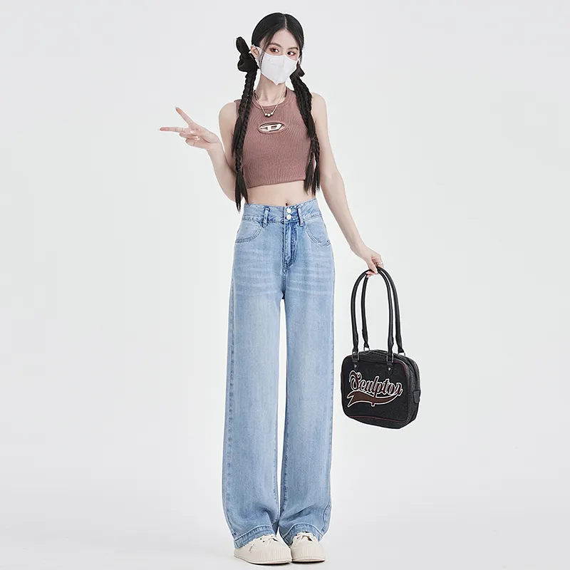 The New Age Family Jeans Women's Light Blue-3