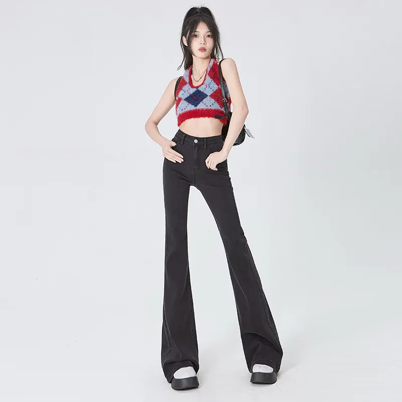 The New Age Family Jeans Women's-8