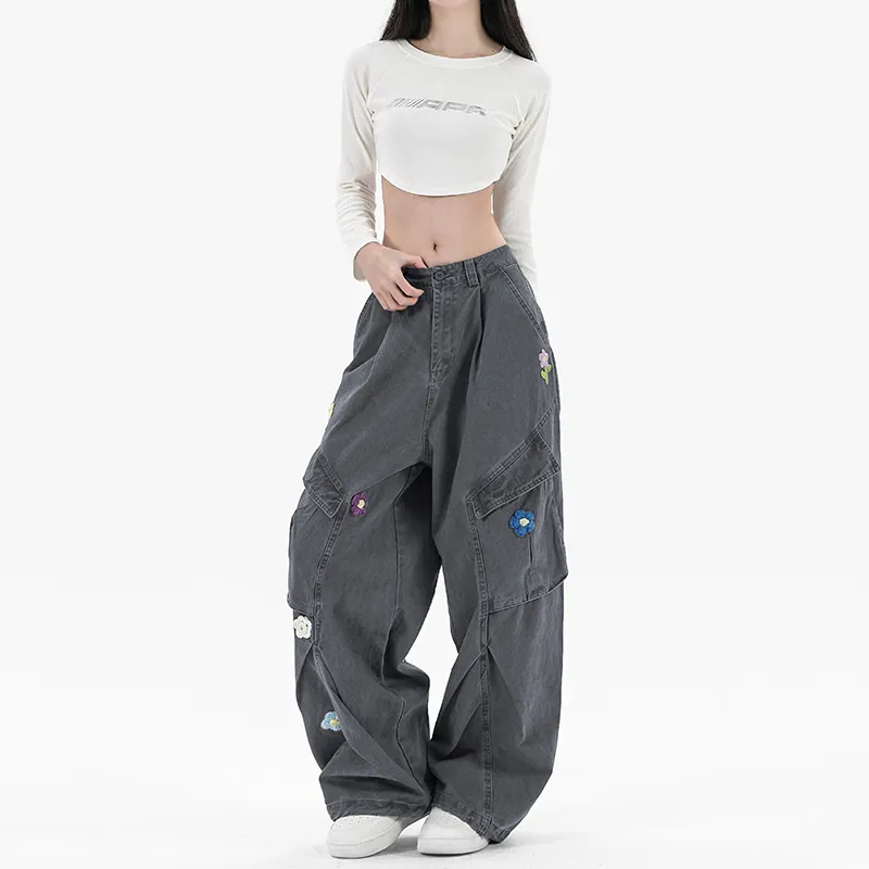 The New Age Family Cargo Pants Women's-9